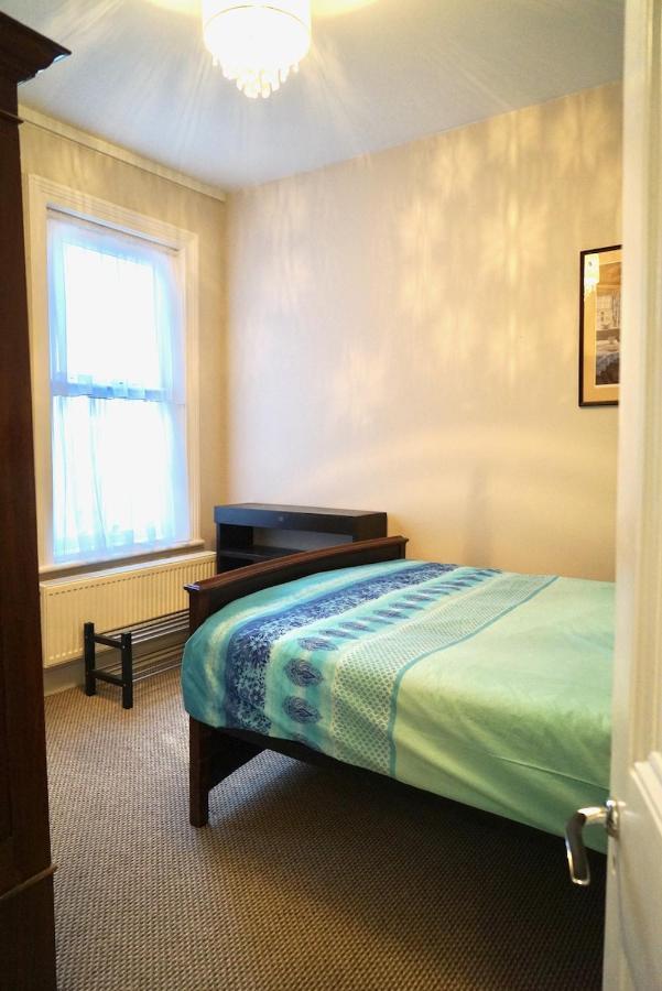 Tottenham Stadium double room Londres Exterior foto